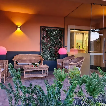 Cladan Hotel