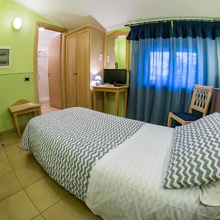 Hotel Cladan 3*