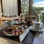 Cladan Hotel