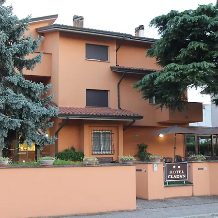 Hotel Cladan Asís